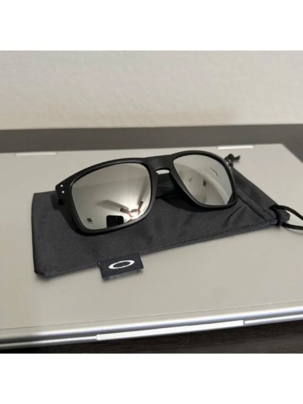 OO9102 Oakley Holbrook Silver Reflective Lenses - Picture 5 of 7